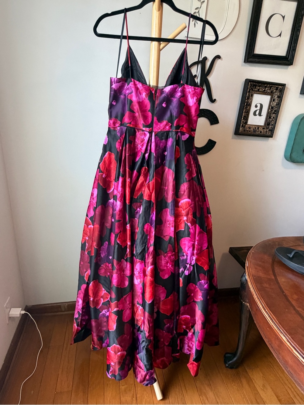 Betsy & Adam Floral Gown Size 12 Black Pink Plunging V Neck Full Skirt Dress - Picture 4 of 10